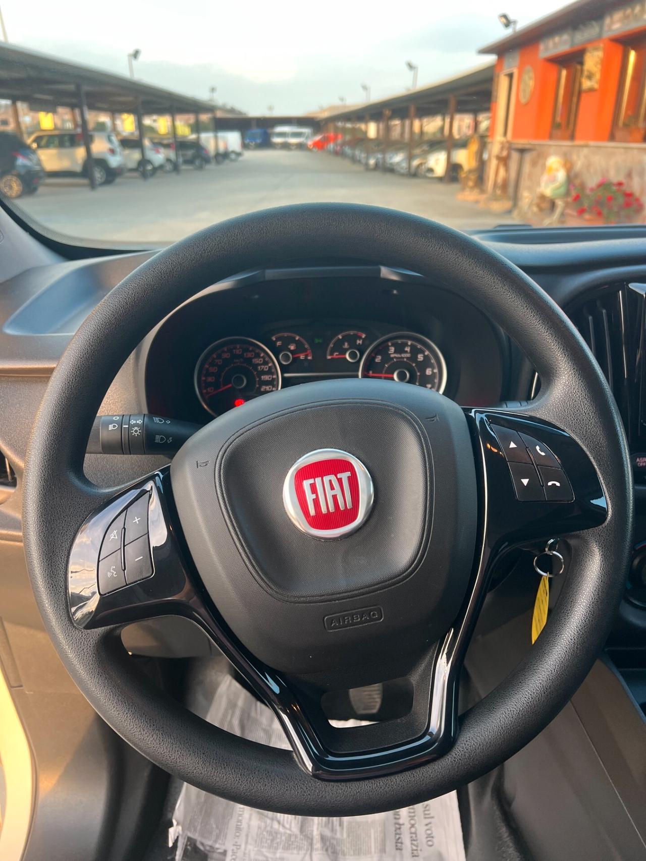 Fiat Doblò 1.6 mjt 105cv LOUNGE 3 POSTI E6D