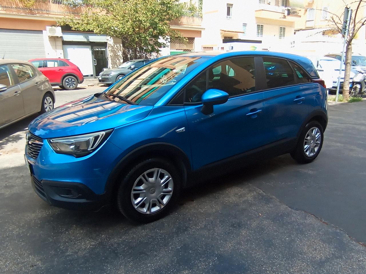 Opel Crossland X 1.2 Advance offerta del mese
