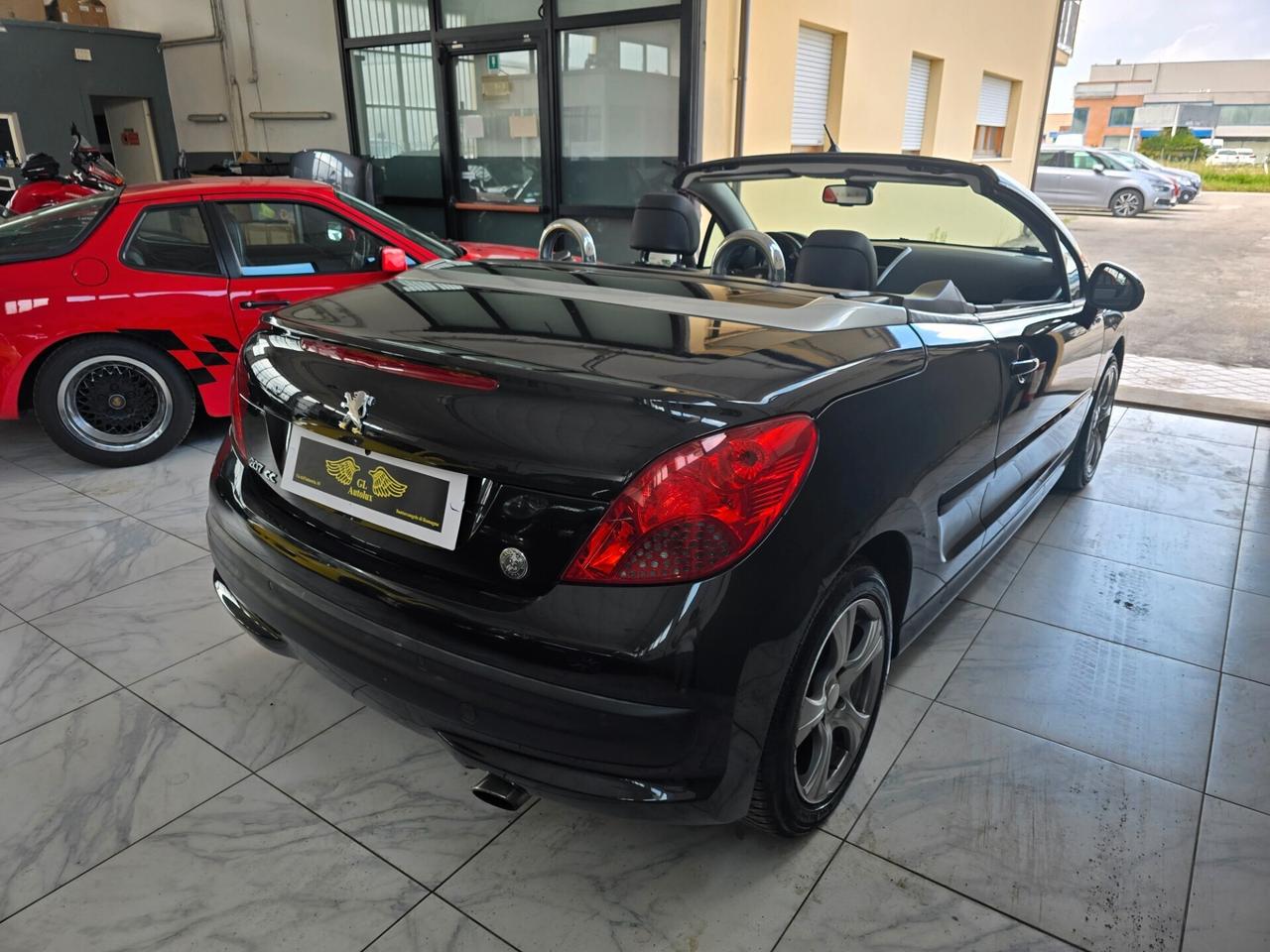 Peugeot 207 1.6 THP 150CV CC Roland Garros