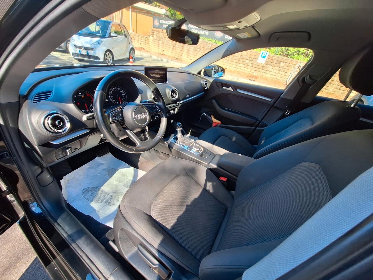 Audi A3 SPB 30 TDI S tronic Business Il prezzo NON è abbinato a finanziamenti