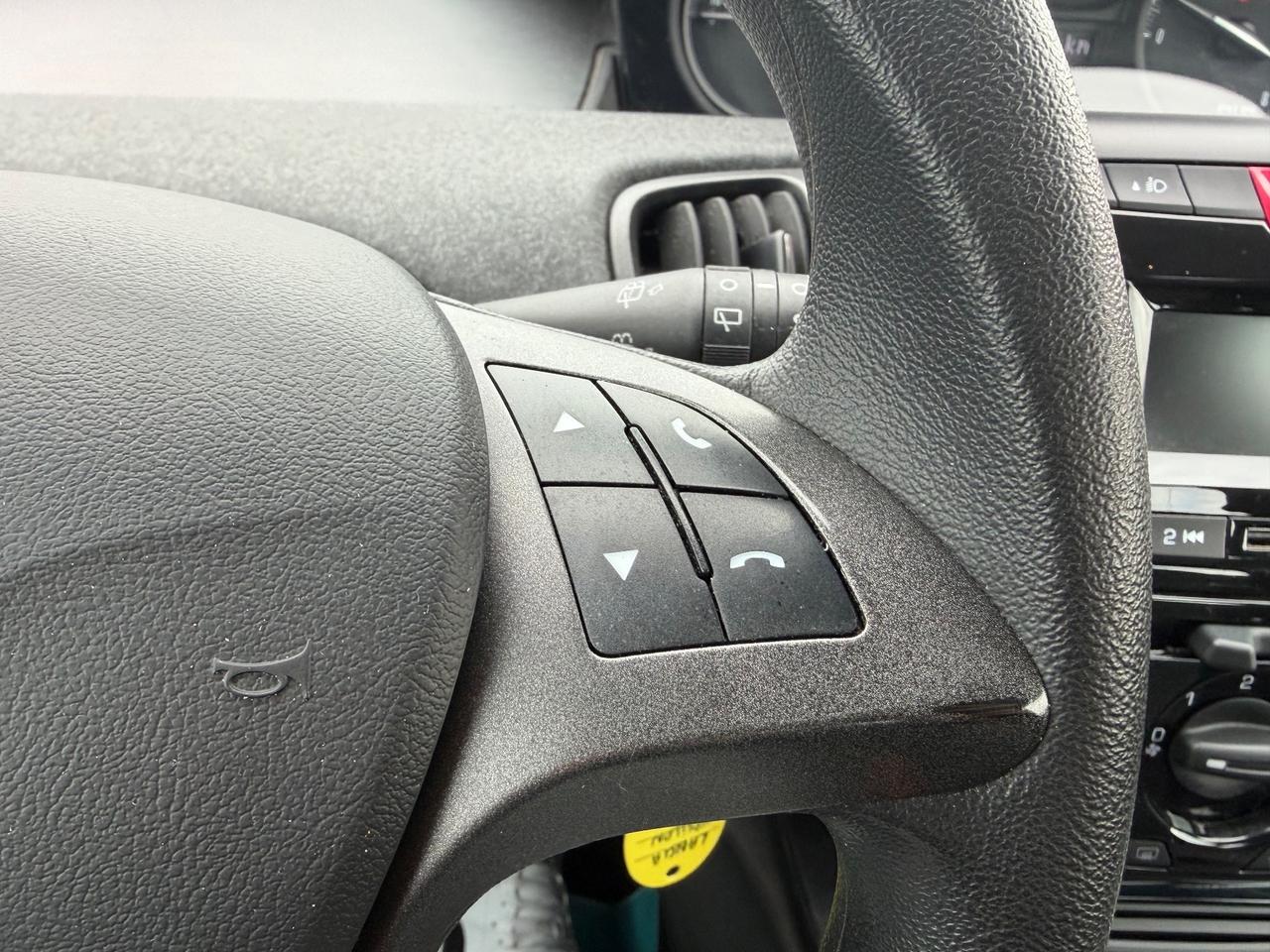 Lancia Ypsilon 1.0 FireFly 5 porte S&S Hybrid Ecochic Silver