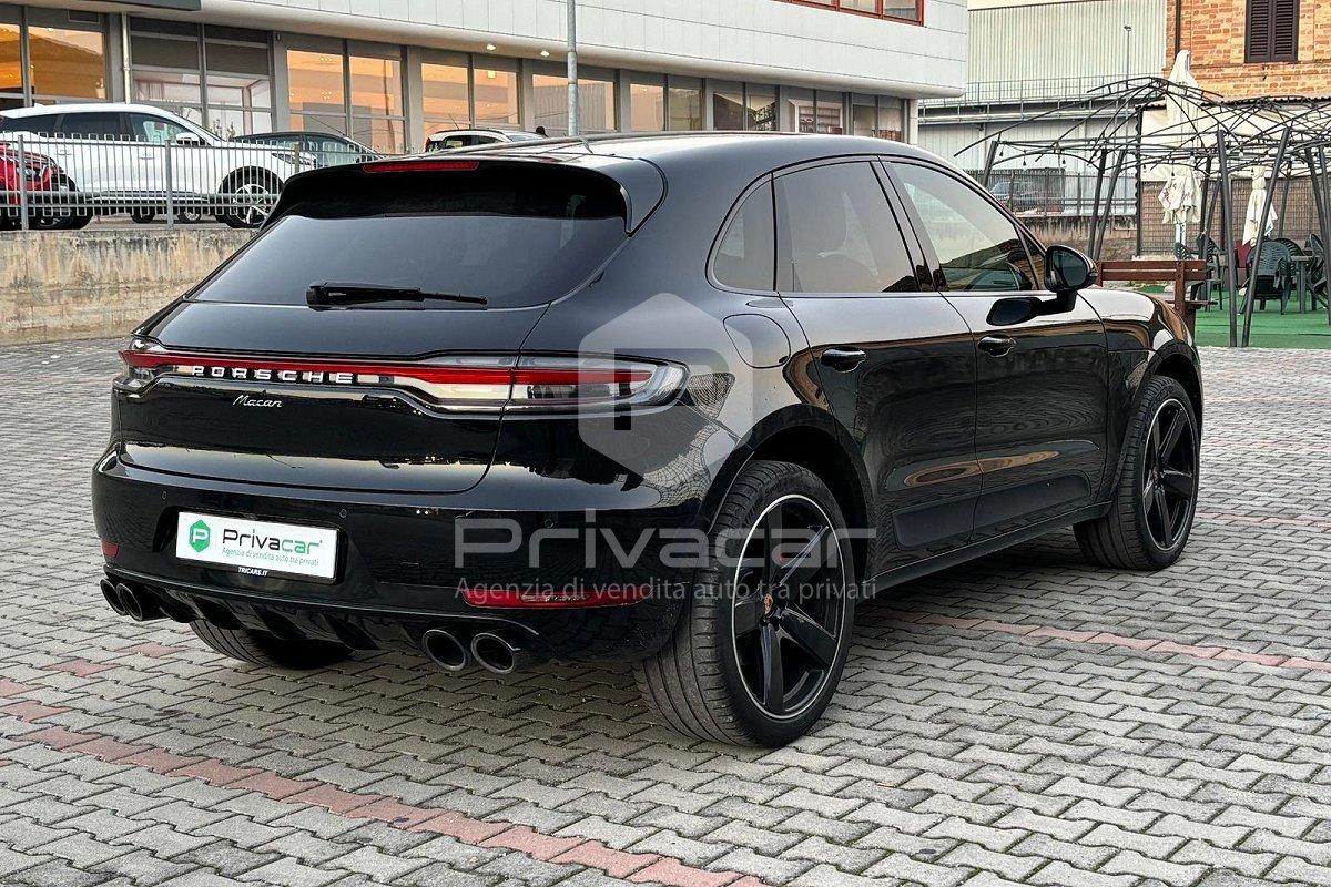 PORSCHE Macan 2.0