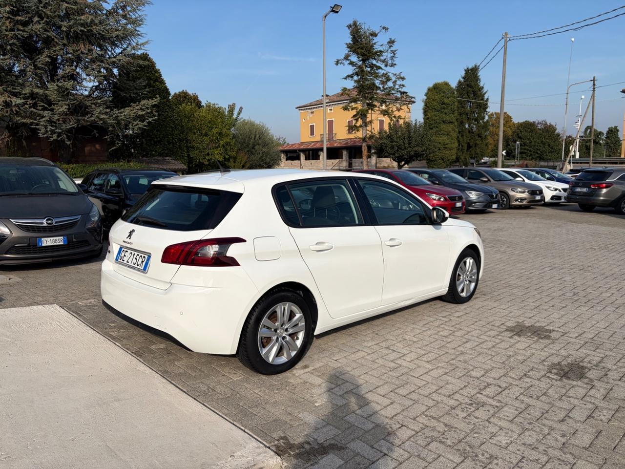 Peugeot 308 BlueHDi 130 S&S Active