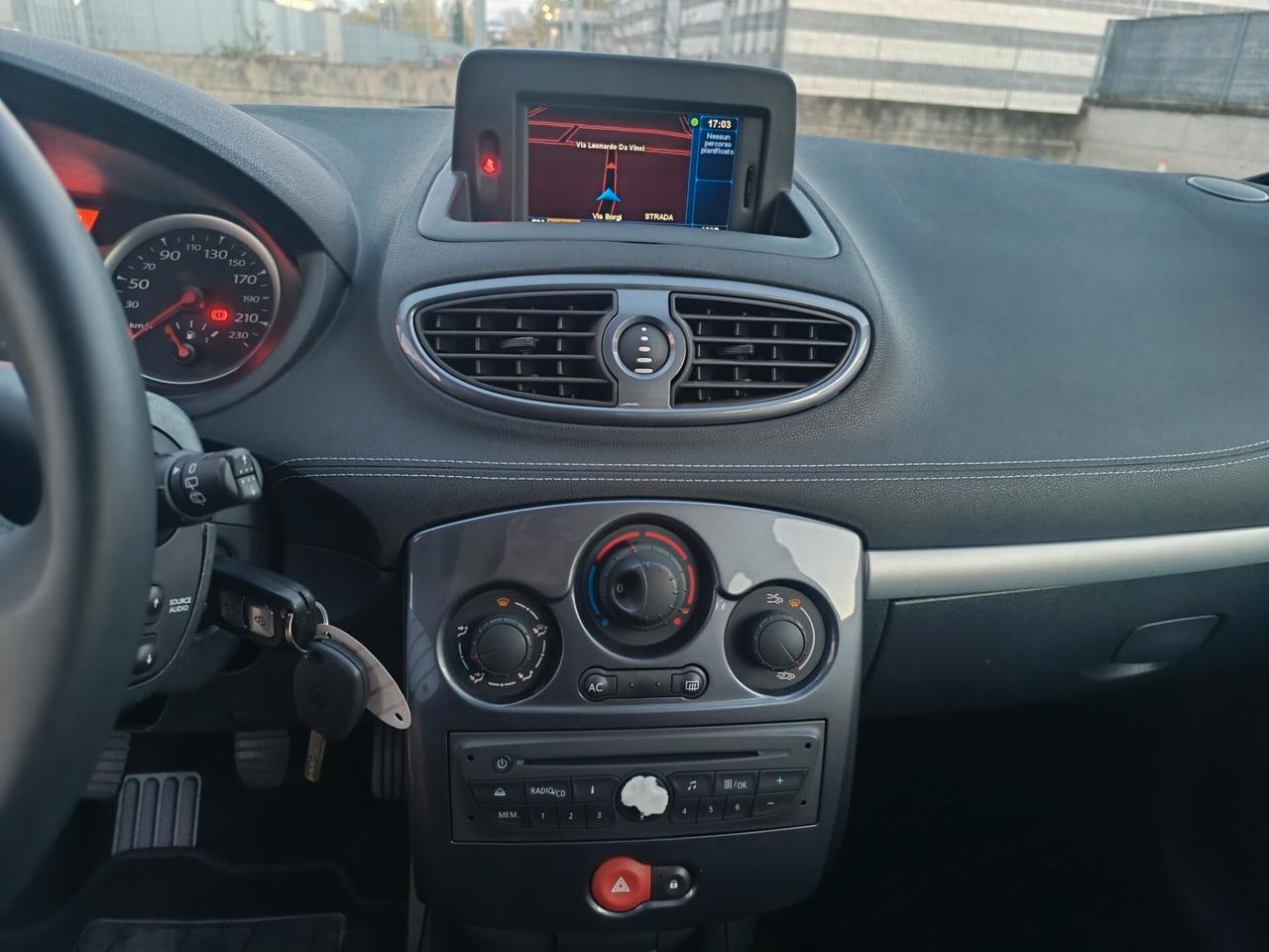 Renault Clio 1.2 benzina SOLAMENTE 69.000 KM