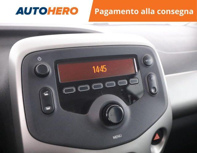 TOYOTA Aygo 1.0 VVT-i 69 CV 5 porte x-cool MMT