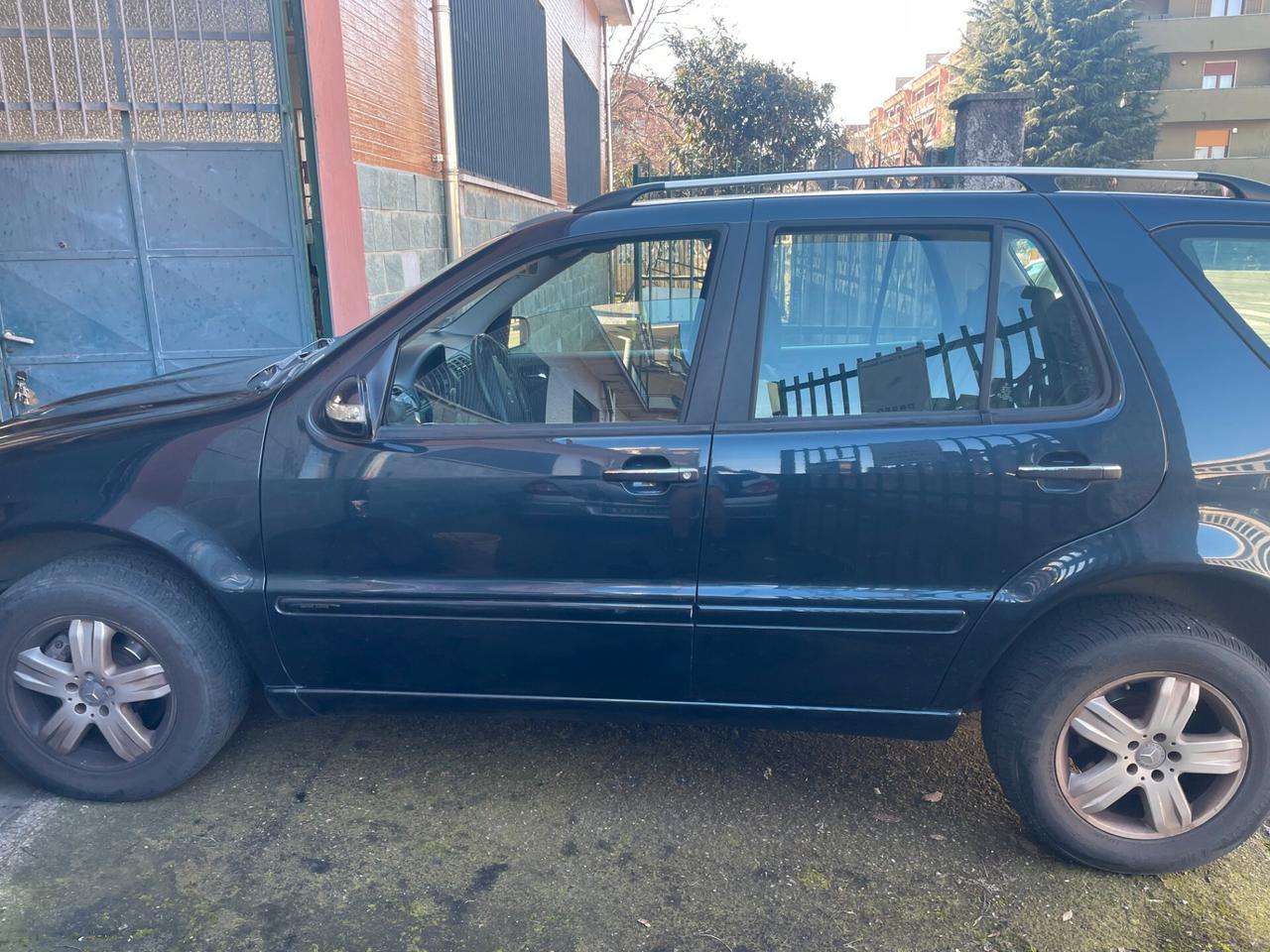 Mercedes-benz ML 270 turbodiesel cat CDI SE Leather