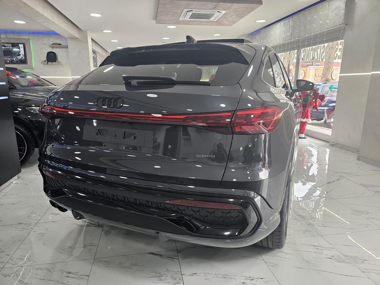 Audi Q5 SPB 40 TDI quattro S tronic Identity Black