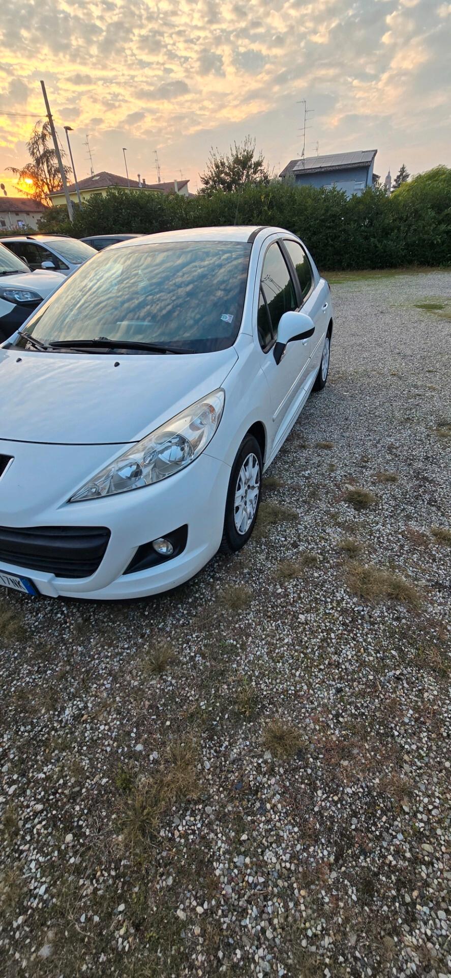 Peugeot 207 1.4 8V 75CV 5p. Energie ECO GPL