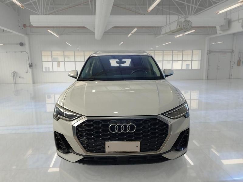 AUDI Q3 SPORTBACK 45 TFSI e S tronic Business Plus