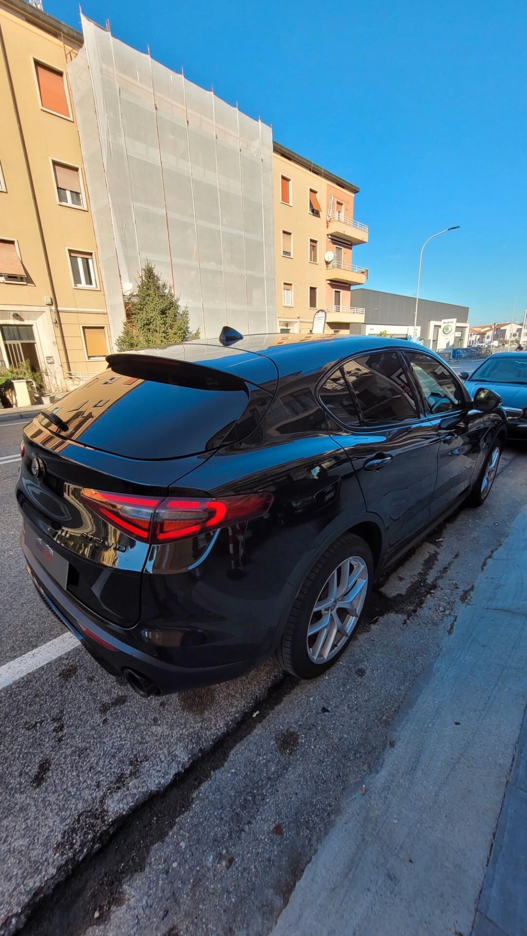 Alfa Romeo Stelvio 2.2 Turbodiesel 190 CV AT8 Q4 Executive