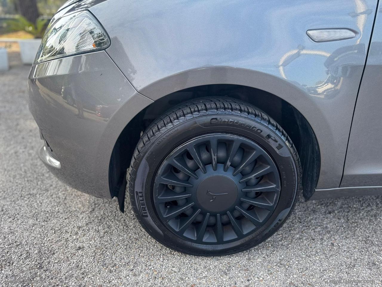 LANCIA Ypsilon 1.0 FireFly 5pS&S Hyb. Eco Silv.