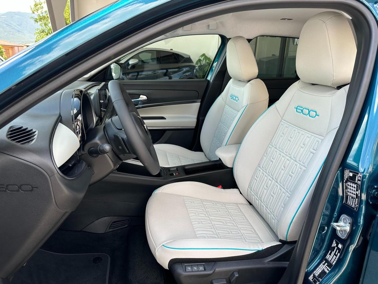 Fiat 600 1.2 hybrid La Prima 110cv auto