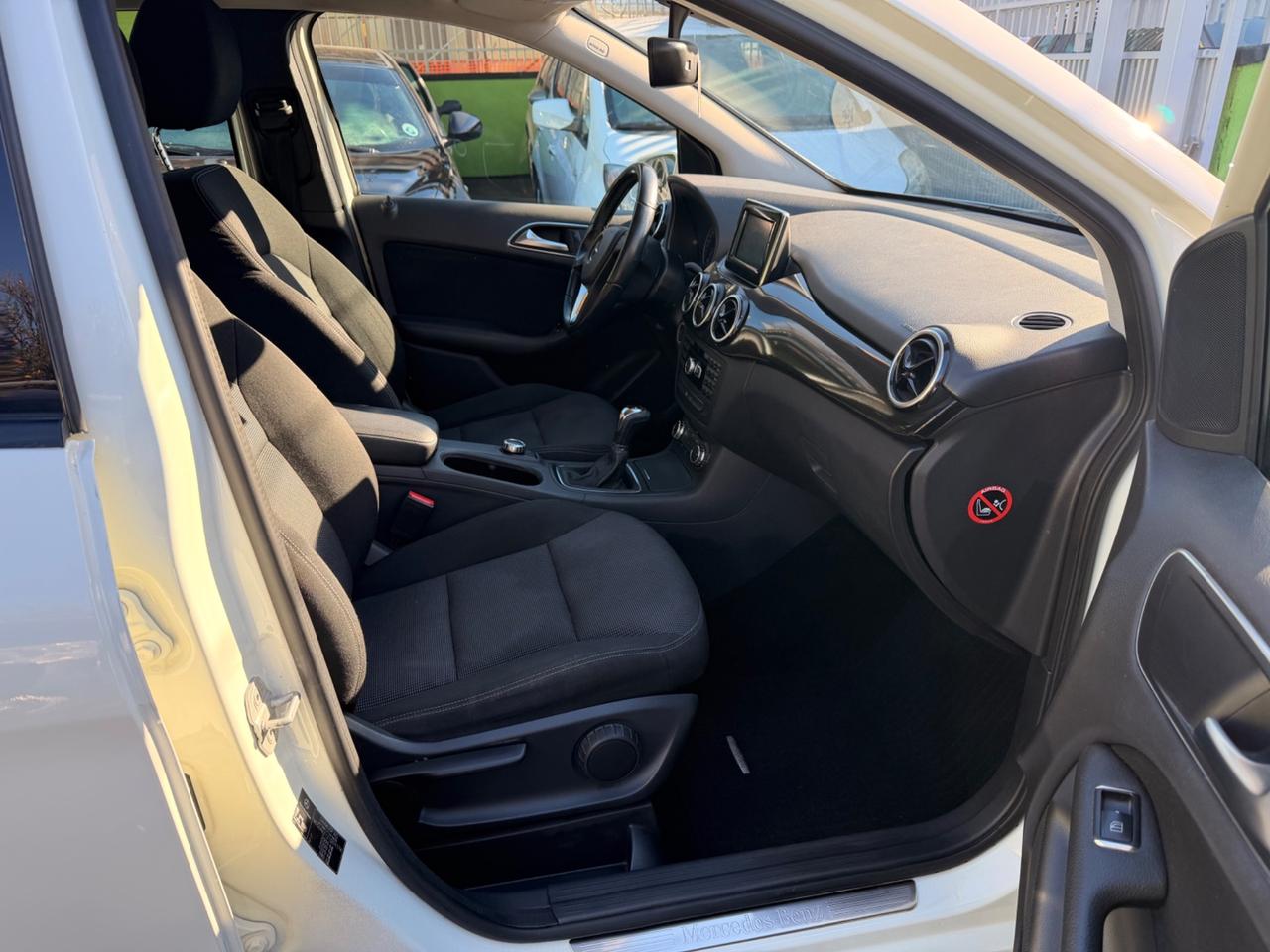 Mercedes-benz B 180 CDI Premium 2013 170.000 km