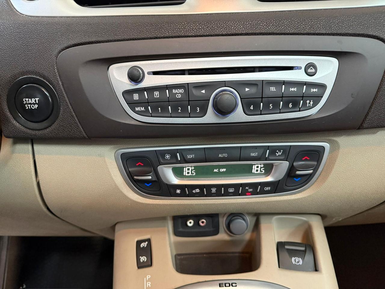 Renault Scenic X-Mod 1.5 dCi 110CVDynamique