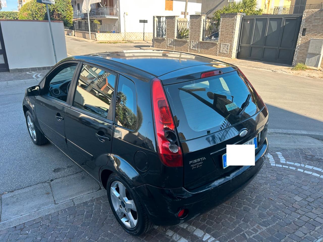Ford Fiesta 1.4 TDCi 5p. Ghia