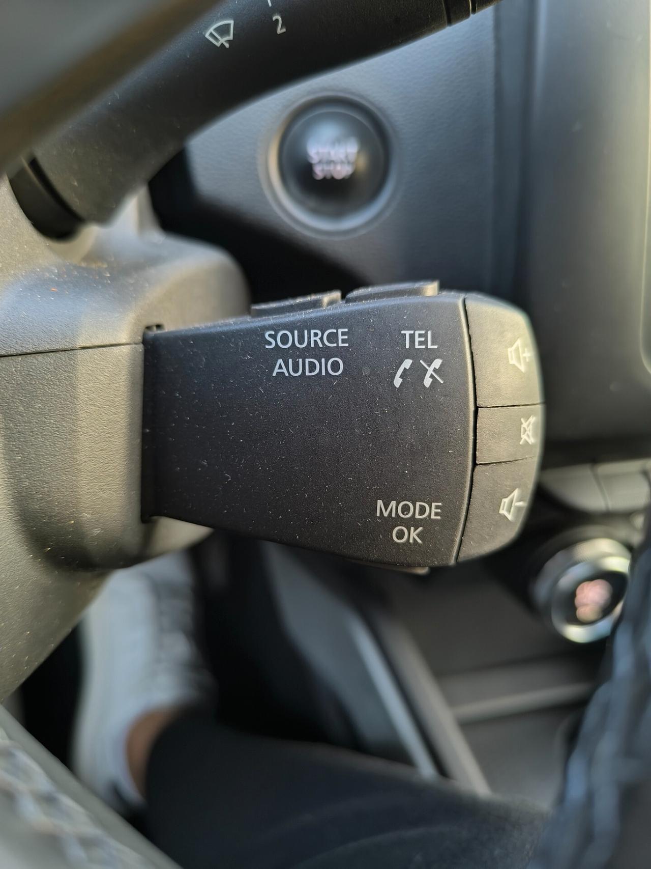 Dacia Duster 1.0 TCe 100 CV ECO-G 4x2 15th Anniversary