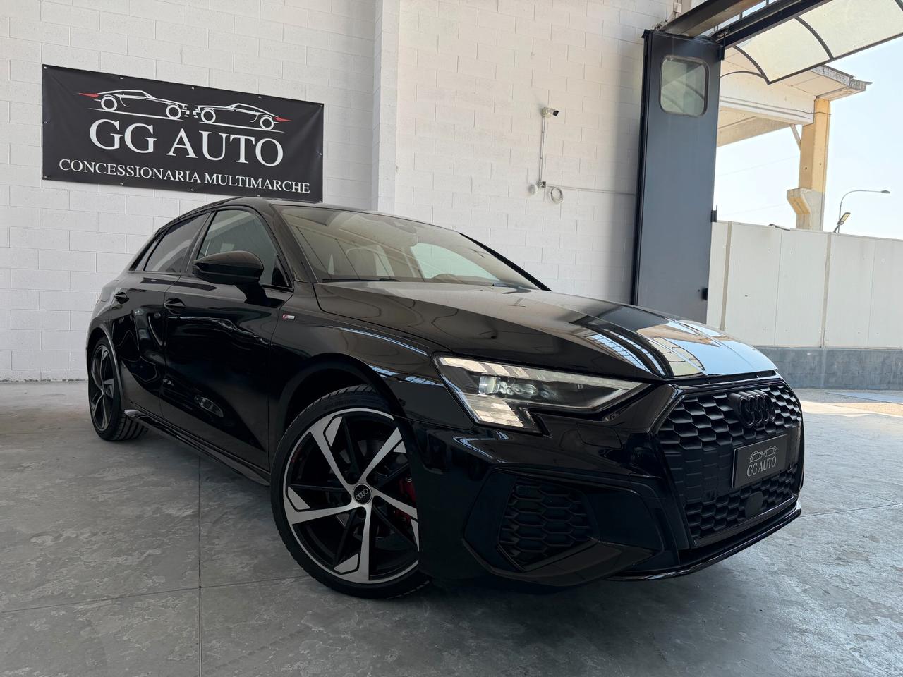 Audi A3 SPB 35 TFSI Identity Black