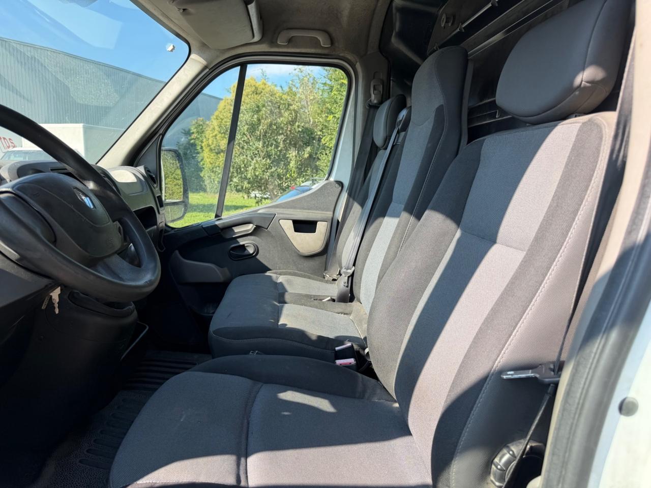 Renault Master 2.3 dCi VA IN PROTEZIONE !