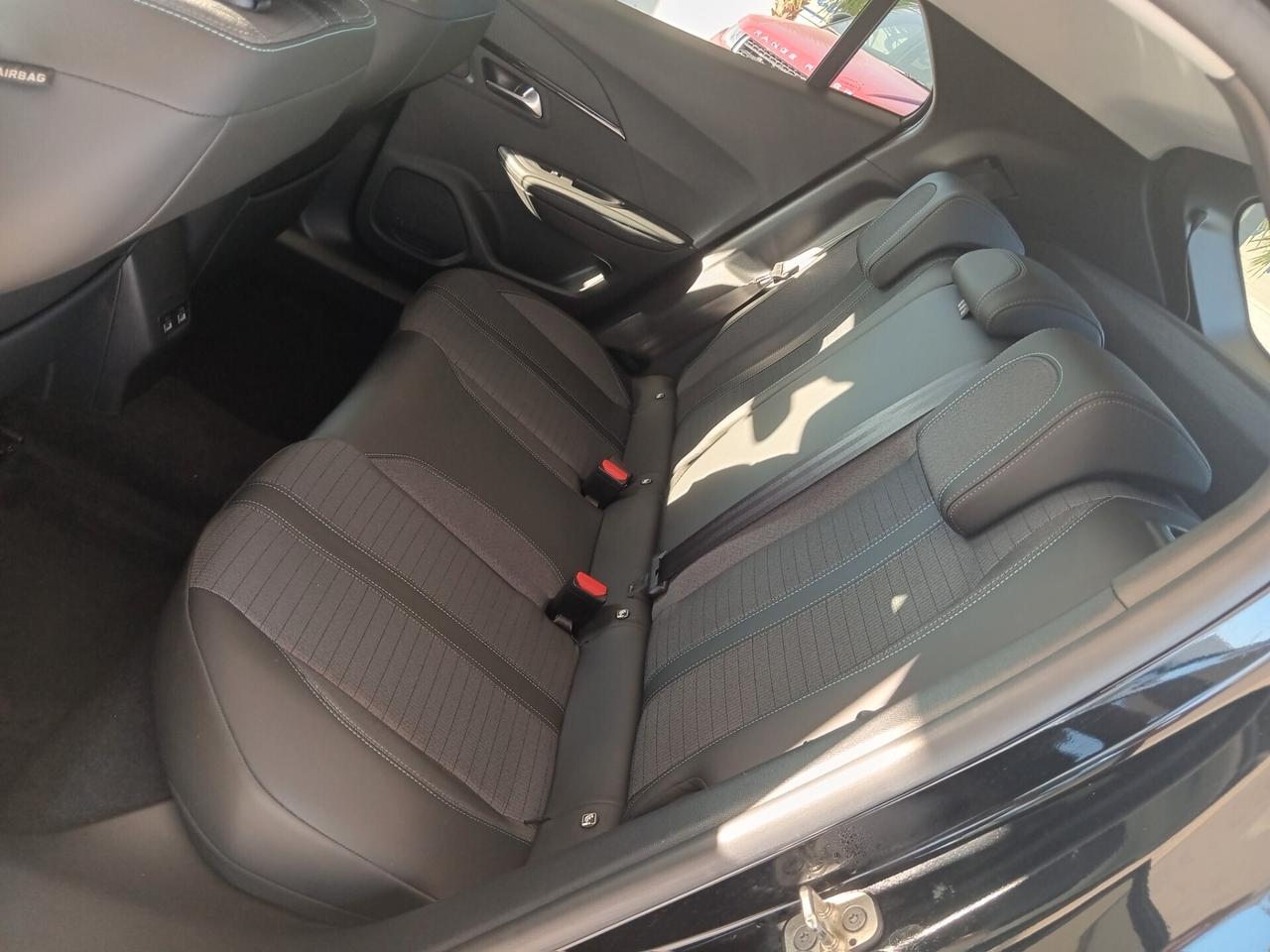 PEUGEOT 1.5 DISEL C.V 130 Allure Pack DA VETRINA QUAL PROVA