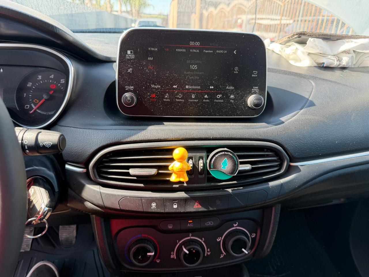 FIAT TIPO 2019 1.4 BENZINA 95 CV *SINISTRATA
