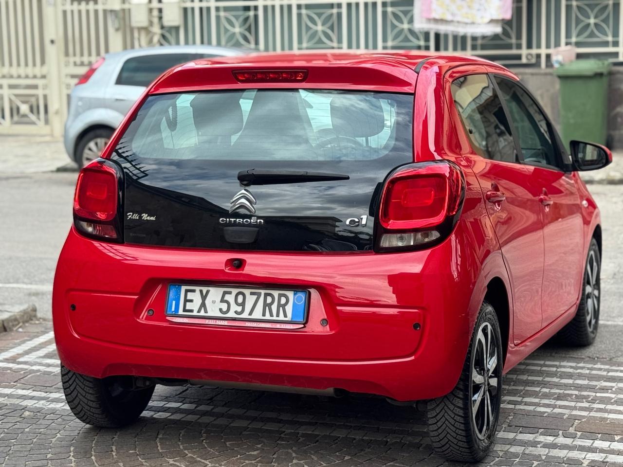 Citroen C1 PureTech 82 5 porte Shine