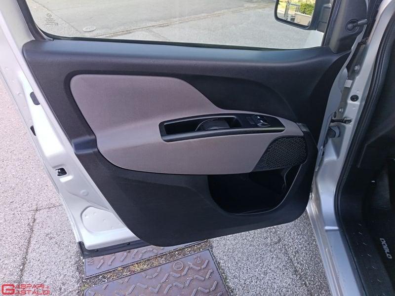 FIAT Doblò 1.6 Mjt 16v 95cv EASY