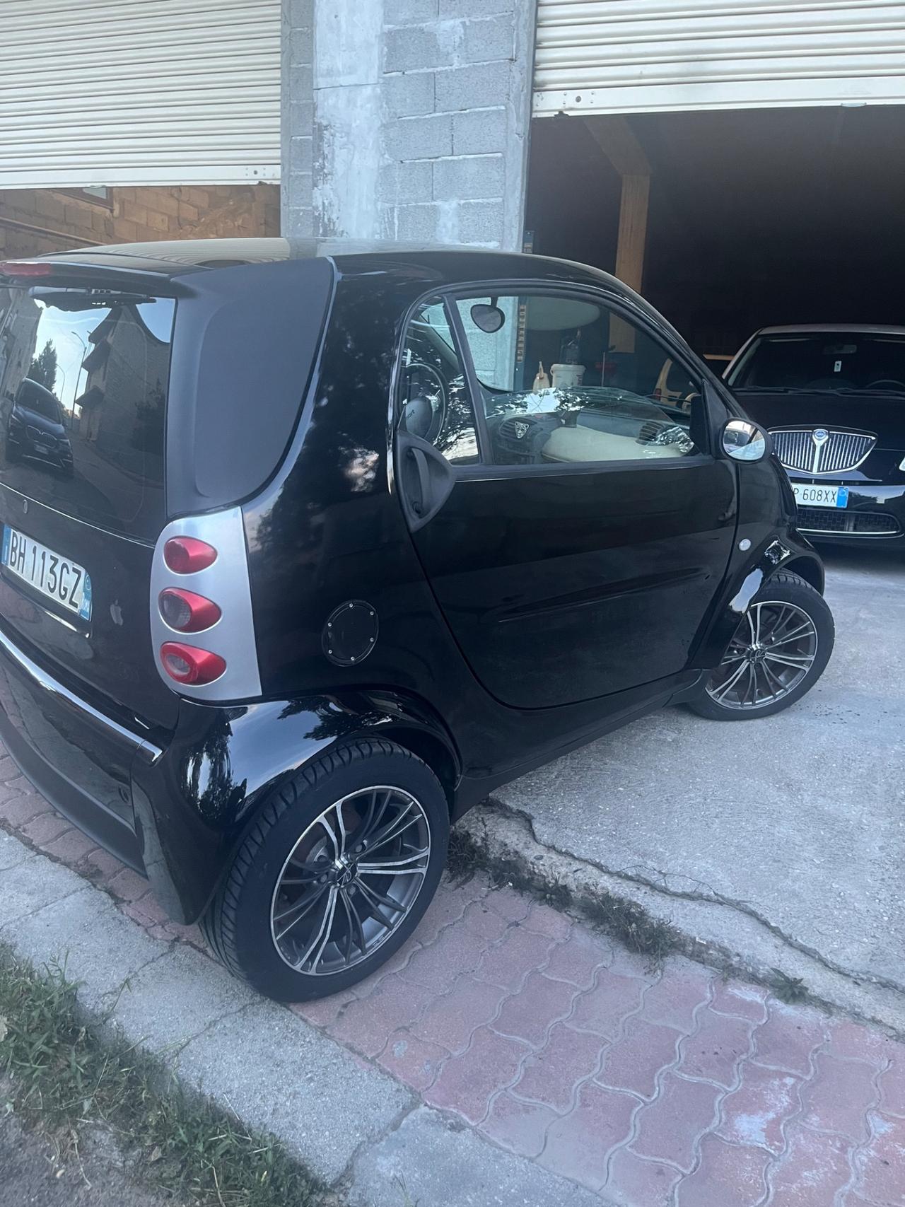 Smart 600 limited edition