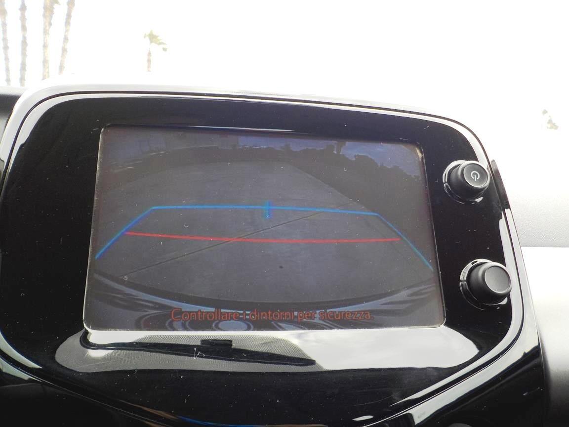 Peugeot 108 VTi 68 ETG 5 porte Allure Cambio Automatico