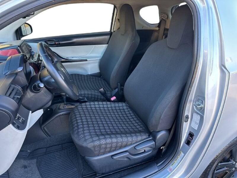 Toyota iQ iQ 1.3 CVT Executive