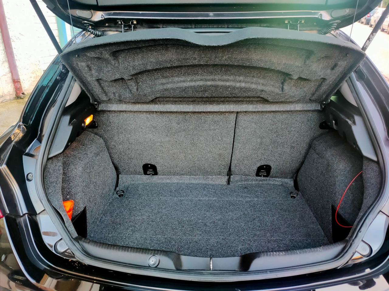 Alfa Romeo Giulietta 1.6 JTDm-2 105 CV Distinctive