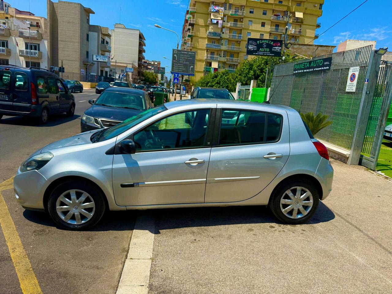Renault Clio 1.2 16V 5 porte 20th Anniversario - Anno 12/2010 - Neopatentato