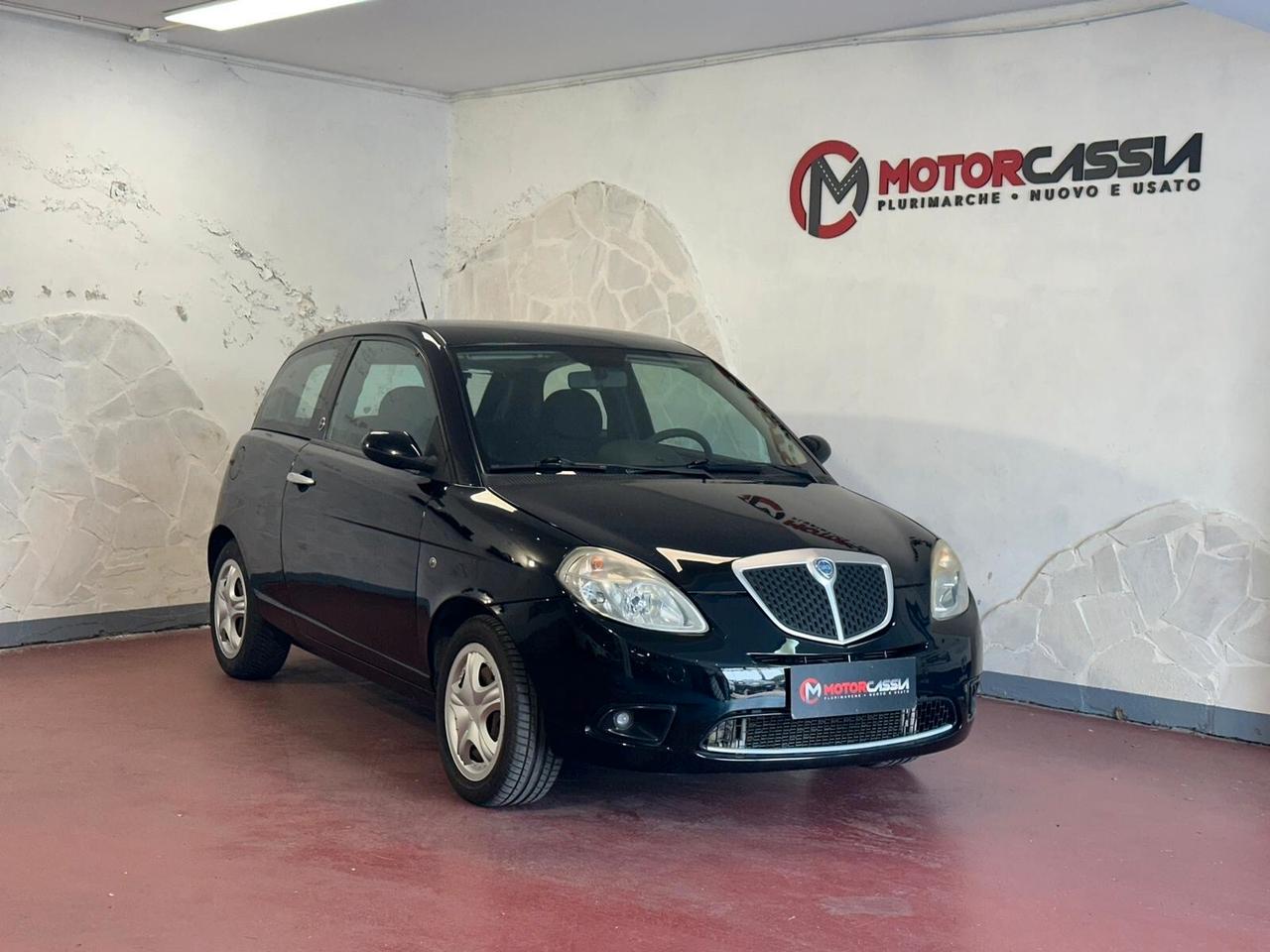 Lancia Ypsilon 1.4 Platino Ecochic GPL