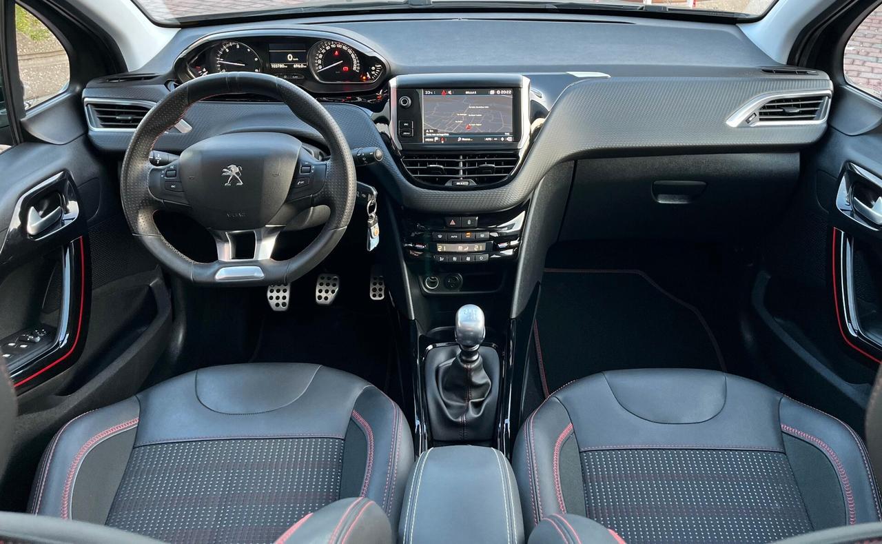 Peugeot 2008 BlueHDi 120 S&S Black Matt