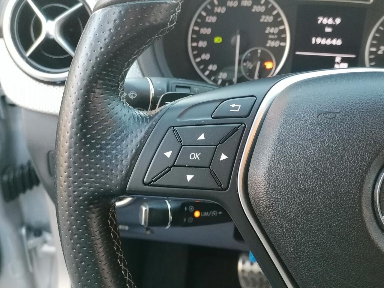 Mercedes B 200 CDI Autom Premium NAVI PELLE - 2012