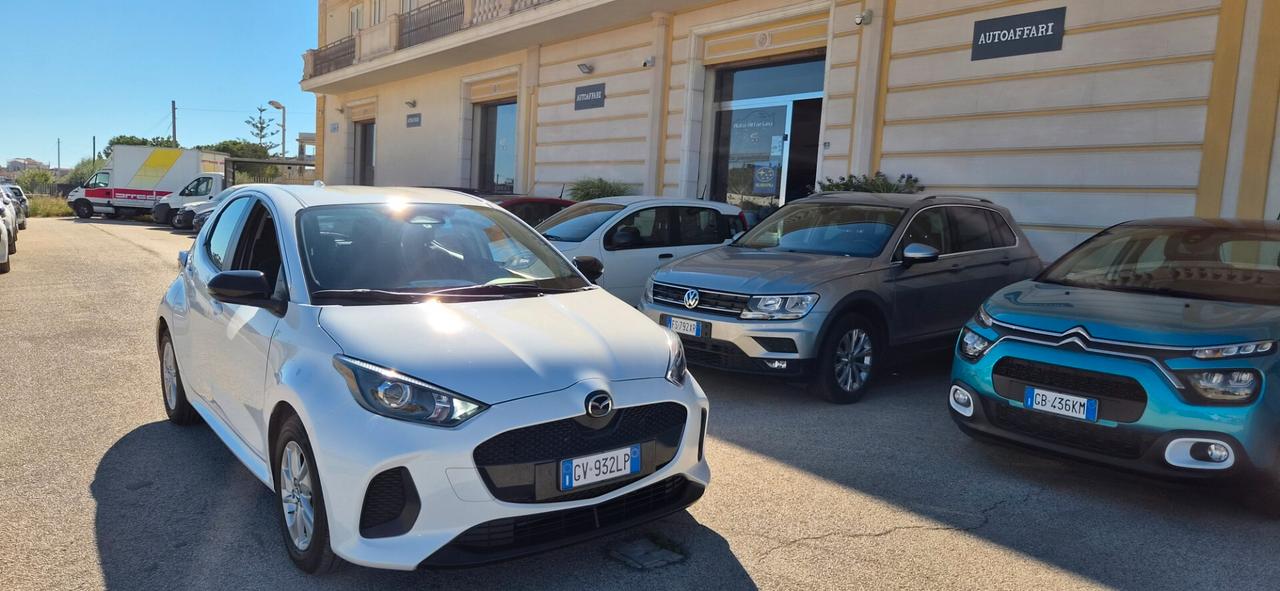 Mazda Mazda2 Hybrid 1.5 VVT e-CVT nuova km0