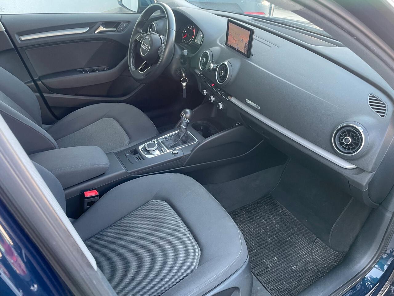 Audi A3 1.6 TDI 116 CV S tronic Business