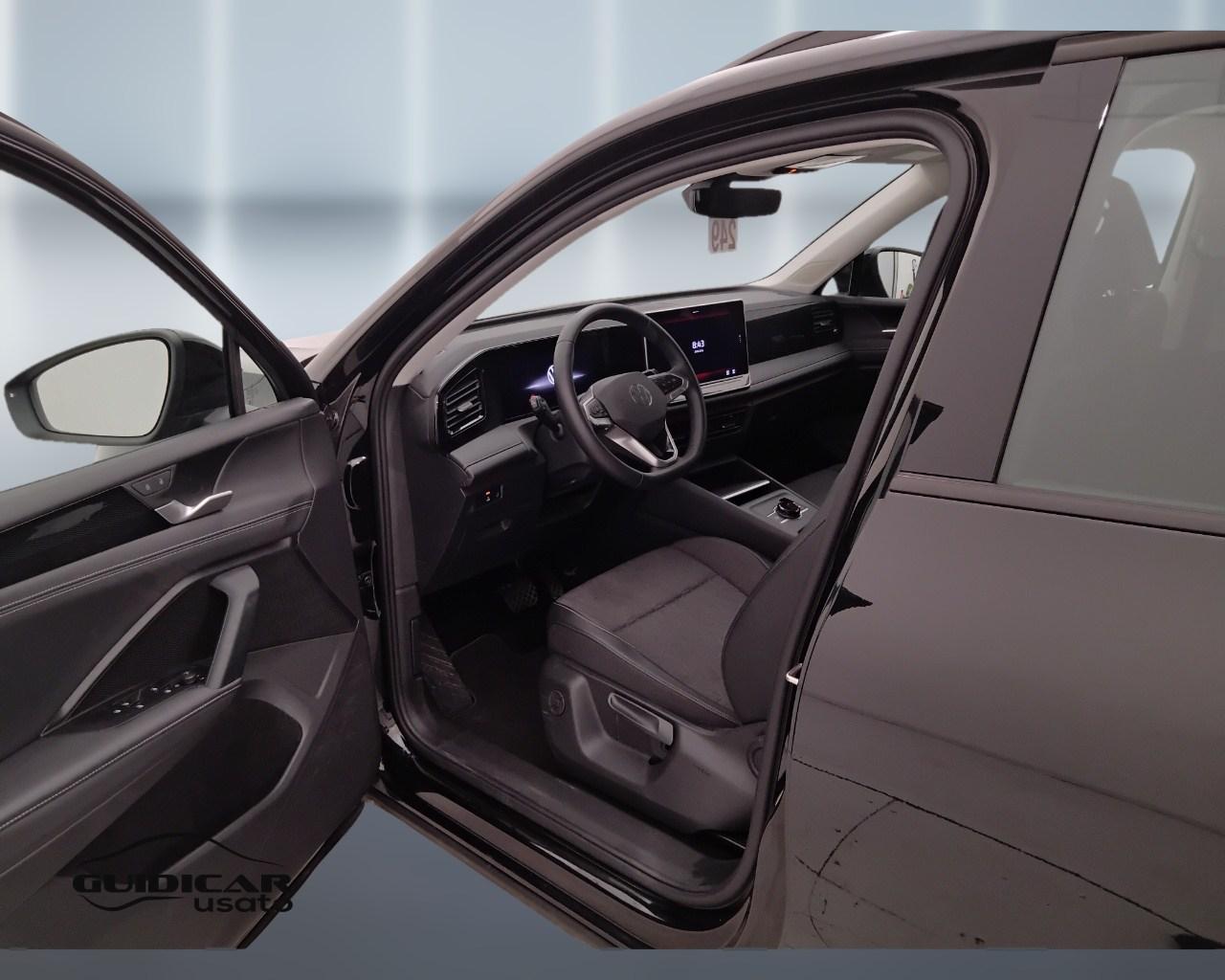 VOLKSWAGEN Tiguan III 2024 - Tiguan 2.0 tdi Life 150cv dsg