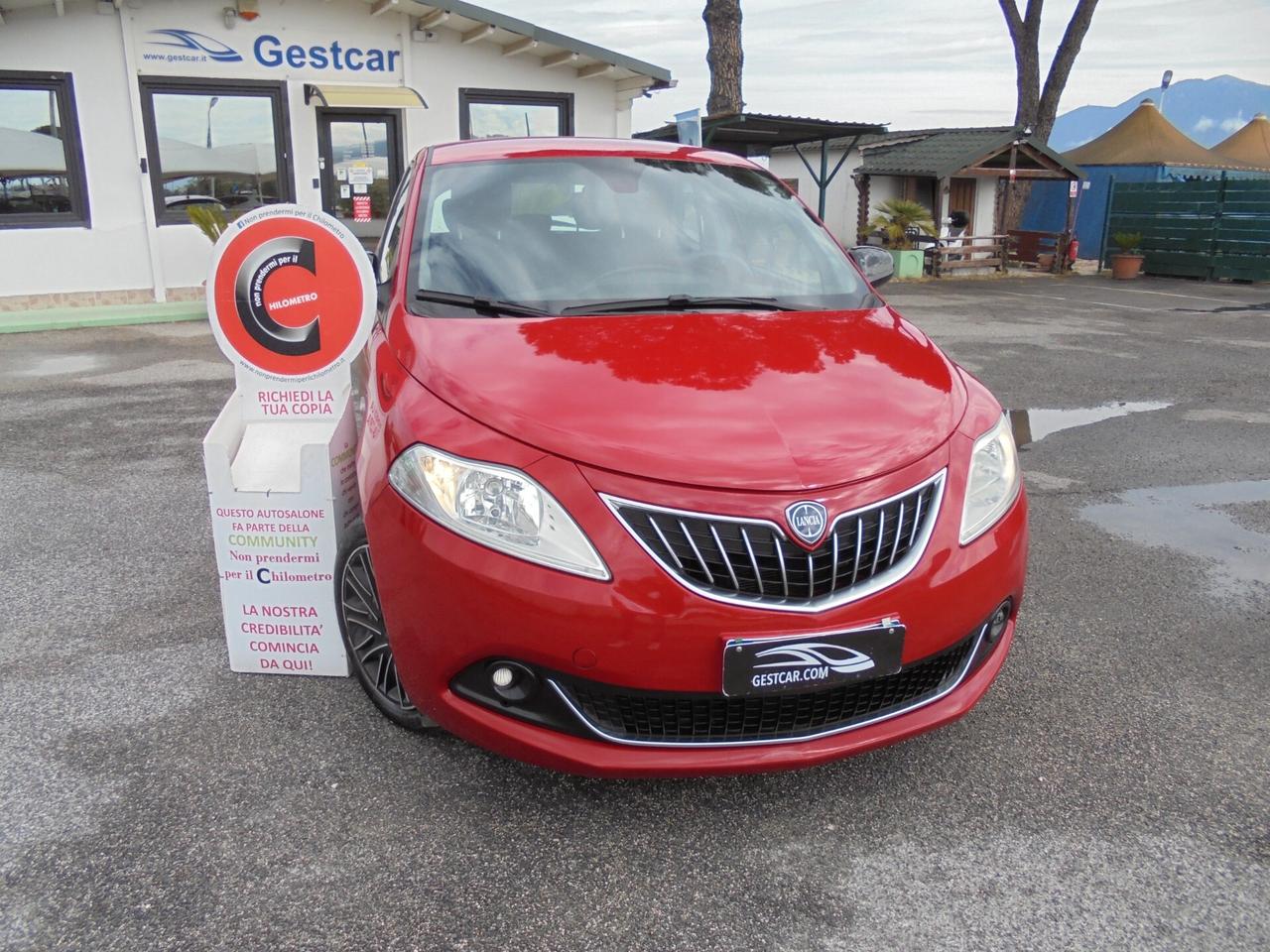 Lancia Ypsilon 1.0 FireFly 5 porte S&S Hybrid Gold