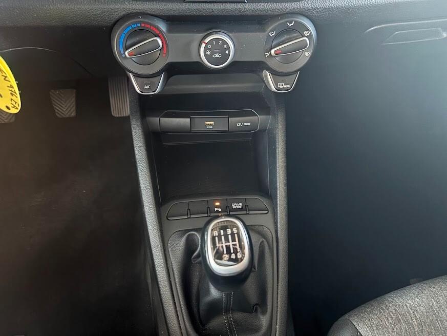 Kia Stonic 1.0 T-GDi 100 CV MHEV NEOPATENTATI