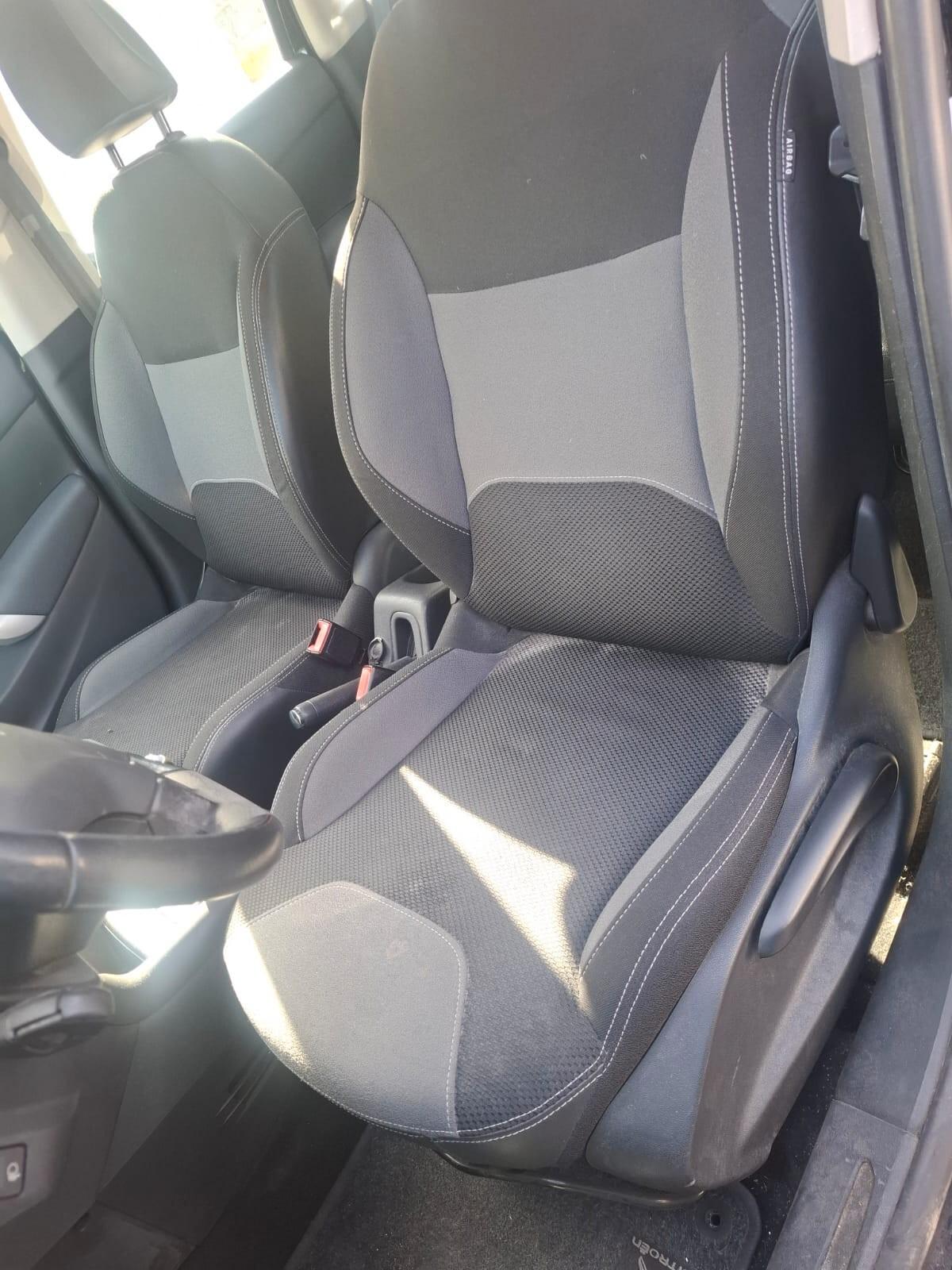 Citroen C3 PureTech 82 Exclusive (60 Kw)