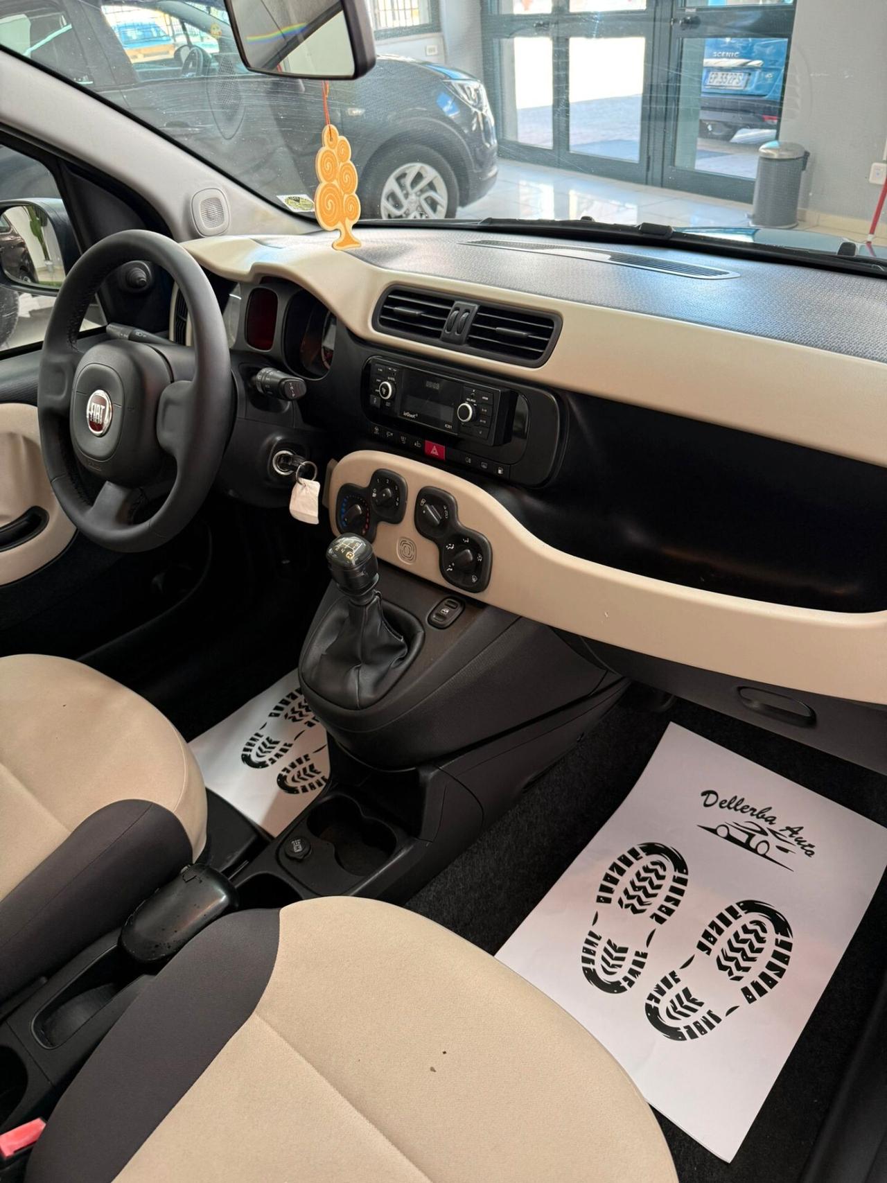 Fiat Panda 0.9 TwinAir Turbo Natural Power Lounge