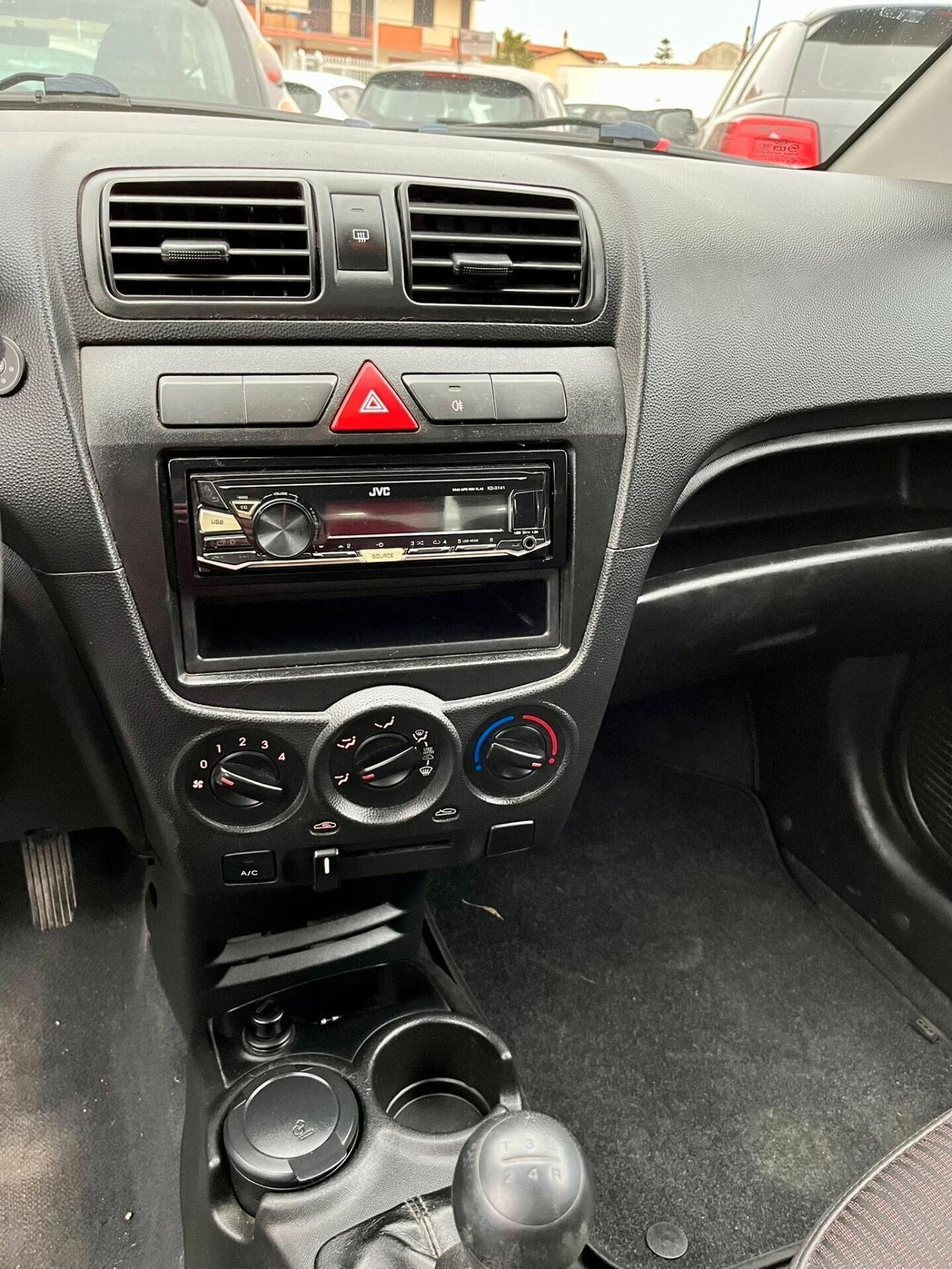 Kia Picanto 1.0 12V Town Bi-Fuel