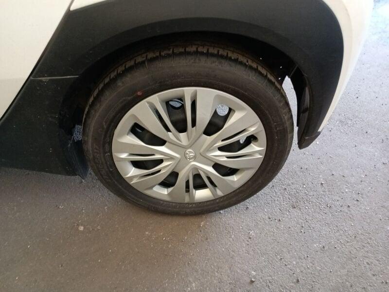 Toyota Aygo X Aygo X 1.0 VVT-i 72 CV 5 porte Active S-CVT