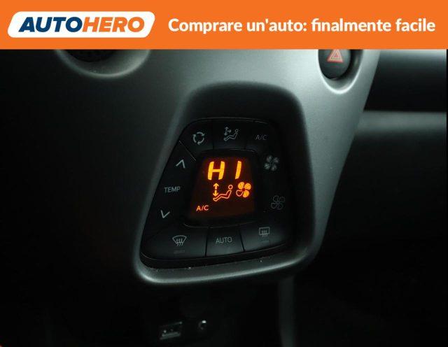 TOYOTA Aygo 1.0 VVT-i 72 CV 5 porte x-play MMT