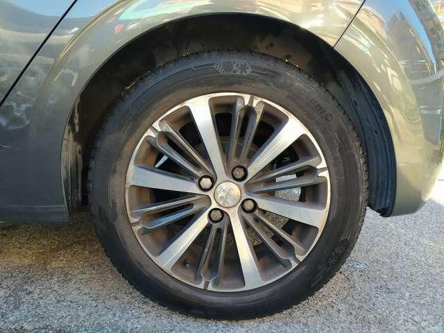 Peugeot 208 208 I 5p 1.6 bluehdi Allure 75cv