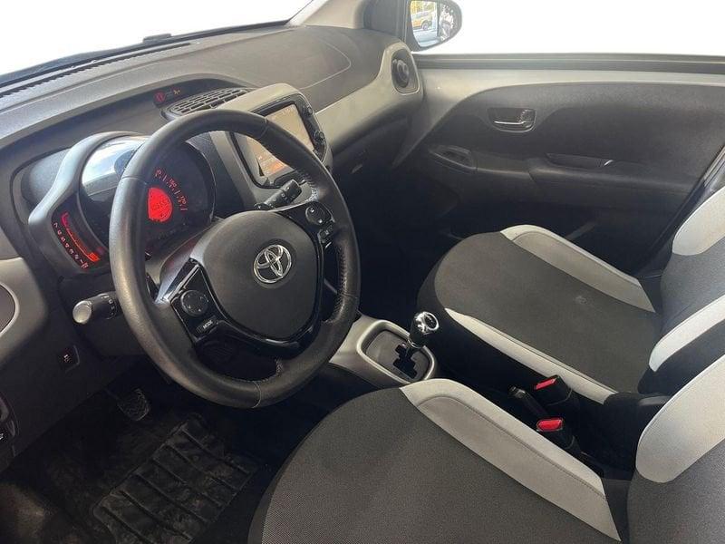 Toyota Aygo Aygo 5p 1.0 x-play tss m-mt