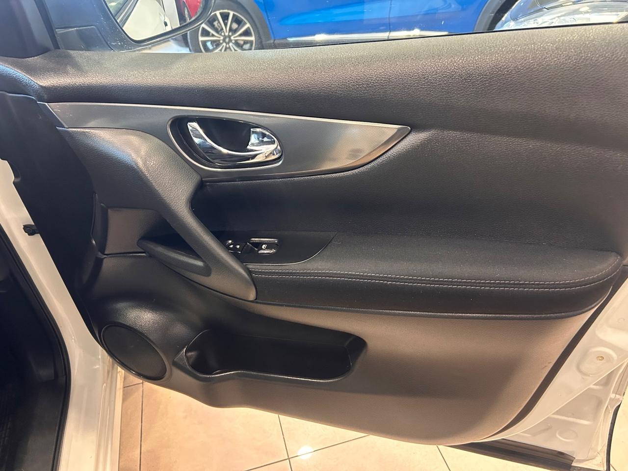 Nissan Qashqai 1.5 dCi N-Connecta