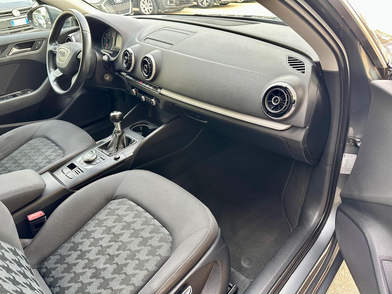 Audi A3 SPB 1.6 TDI ultra Attraction