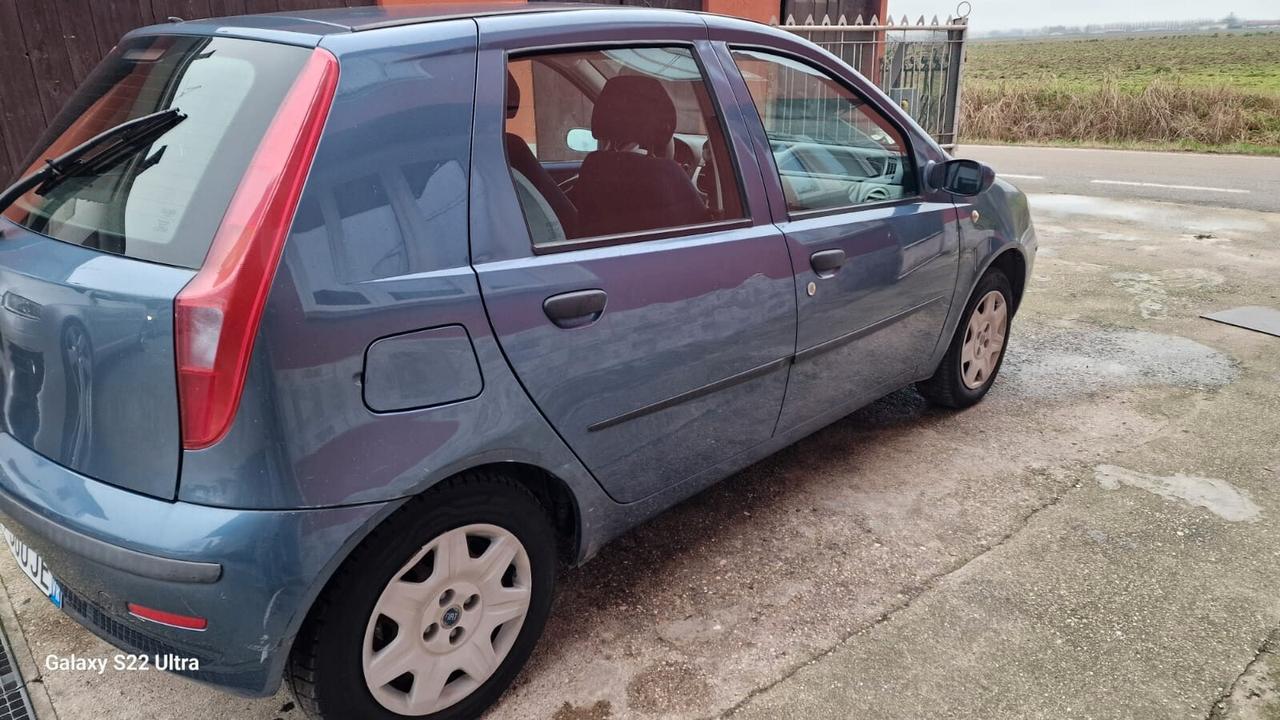 Fiat Punto 1.2 5 porte Actual gpl valido neopatentati