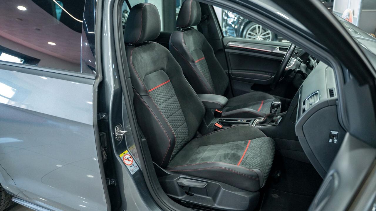 Volkswagen Golf GTI 7.5 PERFORMANCE 245CV DSG TETTO XENO NAVI FULL OPTIONAL
